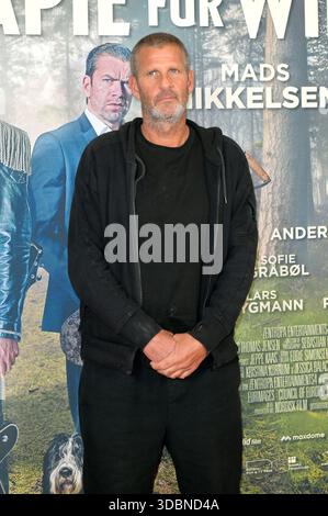 Anders Thomas Jensen bei der Premiere des Kinofilms 'Therapie für Wikinger' im Kino im Delphi-Filmpalast. Berlin, 17.12.2025 Stockfoto