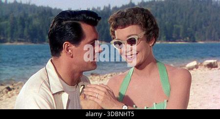 DER Film „MAGNIFICENT OBSESSION 1954 Universal Pictures“ mit Jane Wyman als Helen Phillips und Rock Hudson als Bob Merrick Stockfoto