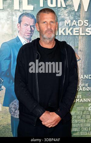 Anders Thomas Jensen bei der Premiere des Kinofilms Therapie für Wikinger / den sidste viking / The Last wiking im Kino im Delphi-Filmpalast. Berlin, 17.12.2025 *** anders Thomas Jensen bei der Premiere der Spielfilmtherapie für Vikings den sidste wikinger der letzte Wikinger im Delphi Filmpalast in Berlin, 17 12 2025 Foto:XS.xGabschx/xFuturexImagex wikinger 5238 Stockfoto