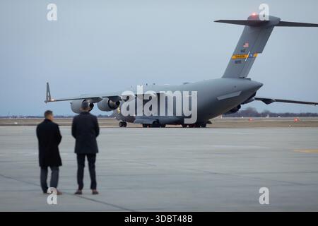 Otopeni, Rumänien - 11. März 2022: Das Militärtransportflugzeug McDonnell Douglas/Boeing C-17 Globemaster III. Stockfoto