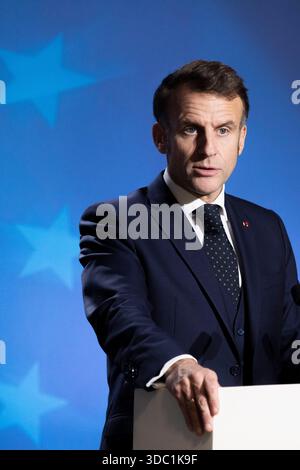 Brüssel, Belgien Dezember 2025. Der französische Präsident hielt über Nacht eine Pressekonferenz zum Abschluss des europäischen Gipfels ab. - 19/12/2025 - Belgien/Brüssel/Brüssel - Nicolas Landemard/Le Pictorium Credit: LE PICTORIUM/Alamy Live News Stockfoto