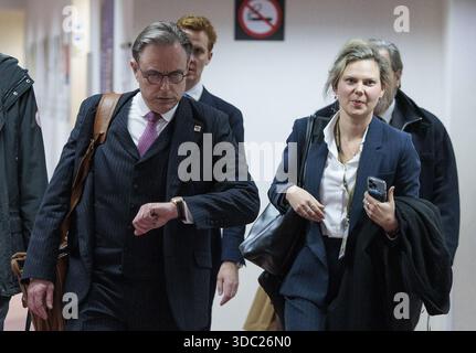 Brüssel, Belgien Dezember 2025. Der belgische Premierminister Bart de Wever wurde nach einem Gipfeltreffen der Staats- und Regierungschefs der Europäischen Union (18-19. Dezember) am Donnerstag, den 18. Dezember 2025, in Brüssel aufgenommen. BELGA FOTO NICOLAS MAETERLINCK Credit: Belga News Agency/Alamy Live News Stockfoto