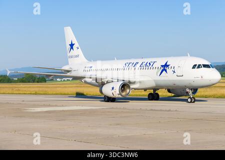 Stuttgart, Deutschland - 29. September 2025: Star East A320 Stockfoto