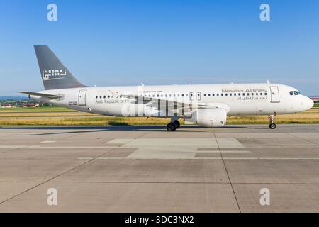 Stuttgart, Deutschland - 29. September 2025: Nesma Air A320 Stockfoto