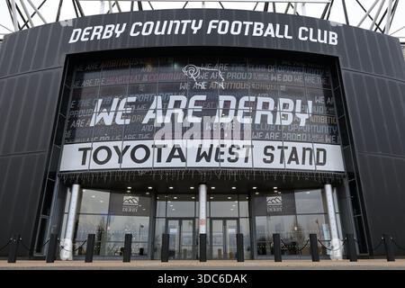 Pride Park, Derby am Samstag, den 20. Dezember 2025. Allgemeiner Blick ins Pride Park Stadium, Heimstadion von Derby County vor dem Sky Bet Championship-Spiel zwischen Derby County und Portsmouth im Pride Park, Derby am Samstag, den 20. Dezember 2025. (Foto: Jon Hobley | MI News) Credit: MI News & Sport /Alamy Live News Stockfoto
