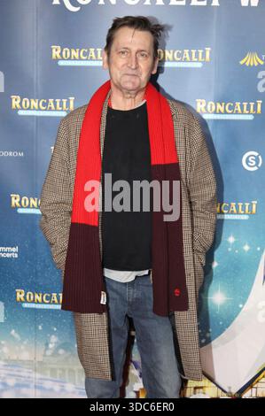 Ingo Naujoks bei der Premiere des 21. Original Roncalli Weihnachtscircus 2025 im Tempodrom. Berlin, 19.12.2025 *** Ingo Naujoks bei der Uraufführung der 21 original Roncalli Weihnachtscircus 2025 im Tempodrom Berlin, 19 12 2025 Foto:xAgenturxWehnertx/xGränzdörferx/xFuturexImagex roncalli 5425 Stockfoto