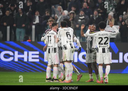 Turin, Italien. Dezember 2025. Allianz Stadium, Turin, Italien - Lois Openda vom FC Juventus feiert nach einem Tor von 2-0 während des Spiels der Serie A Enilive Football, Juventus vs Roma, 20. Dezember 2025 (Foto: Roberto Ramaccia/SIPA USA) Credit: SIPA USA/Alamy Live News Stockfoto