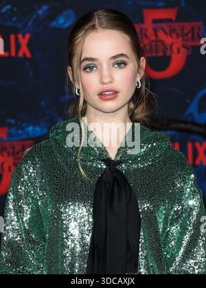 (FILE) Stranger Things 5 Vol. 2 veröffentlicht drei neue Episoden am Weihnachten (Donnerstag, 25. Dezember 2025) und Vol. 3 – die letzte Episode am Silvesterabend (Mittwoch, 31. Dezember 2025). HOLLYWOOD, LOS ANGELES, KALIFORNIEN, USA - 6. NOVEMBER: Die englische Schauspielerin Nell Fisher kommt bei der Weltpremiere von Netflix's Staffel 5. Staffel „Stranger Things“ im TCL Chinese Theatre IMAX am 6. November 2025 in Hollywood, Los Angeles, Kalifornien, USA. (Foto: David Acosta/Image Press Agency) Stockfoto