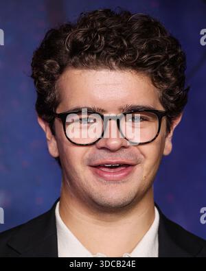 (FILE) Stranger Things 5 Vol. 2 veröffentlicht drei neue Episoden am Weihnachten (Donnerstag, 25. Dezember 2025) und Vol. 3 – die letzte Episode am Silvesterabend (Mittwoch, 31. Dezember 2025). HOLLYWOOD, LOS ANGELES, KALIFORNIEN, USA - 08. NOVEMBER: Der amerikanische Schauspieler und Sänger Gaten Matarazzo kommt am 8. NOVEMBER 2025 im Netflix Tudum Theater in Hollywood, Los Angeles, Kalifornien, USA. (Foto: Xavier Collin/Image Press Agency) Stockfoto