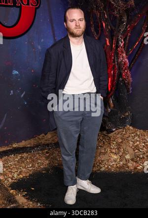 (FILE) Stranger Things 5 Vol. 2 veröffentlicht drei neue Episoden am Weihnachten (Donnerstag, 25. Dezember 2025) und Vol. 3 – die letzte Episode am Silvesterabend (Mittwoch, 31. Dezember 2025). HOLLYWOOD, LOS ANGELES, KALIFORNIEN, USA - 08. NOVEMBER: Michael Stein kommt am Netflix FYSEE: The HerbstEdit - 'Stranger Things' Staffel 5 FYC (for your Review) Event am 8. November 2025 im Netflix Tudum Theater in Hollywood, Los Angeles, Kalifornien, USA. (Foto: Xavier Collin/Image Press Agency) Stockfoto