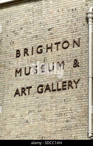 Brighton, East Sussex, England, Vereinigtes Königreich - 21. September 2025: Brighton Museum and Art Gallery in Brighton and Hove, East Sussex, England, Vereinigtes Königreich Stockfoto