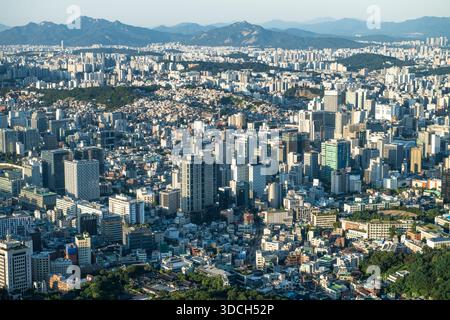 Seoul: Panoramablick von der Spitze des N Seoul Tower. Südkorea. Stockfoto