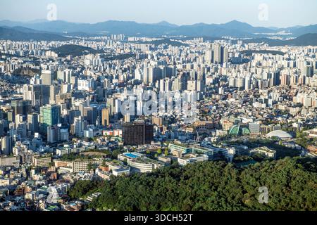 Seoul: Panoramablick von der Spitze des N Seoul Tower. Südkorea. Stockfoto