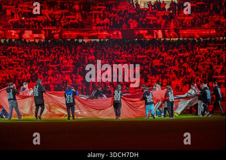 Lissabon, Portugal. 22. Dezember 2025. Benfica gegen Famalicao für die portugiesische Liga im Estadio da Luz in Lissabon. Quelle: Ricardo Rocha / Alamy Live News Stockfoto