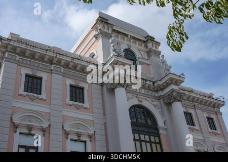 Panama City, Panama - 14. Dezember 2025: Fassade des Panama City Hall am Independence Square in Panama City, Panama. Stockfoto