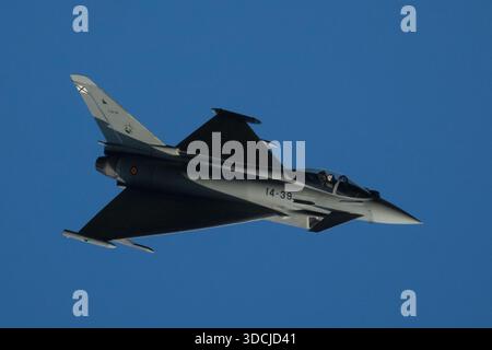 Spanische Luftwaffe Eurofighter Taifun im Flug Stockfoto