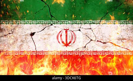 Die iranische Flagge mit Rissen und verzweifelter Textur symbolisiert Konflikte, Spannungen oder Verfall. Zerrissene Iran-Flagge mit Feuer mit verwitterter Textur, r Stockfoto