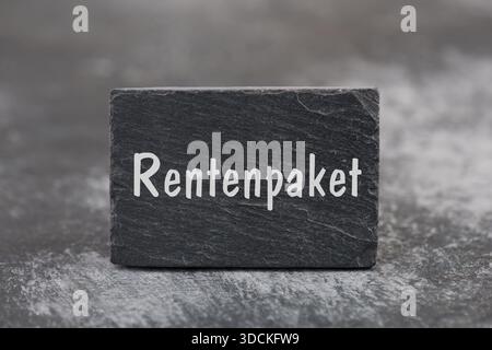 Rentenvereinbarung, deutsche Sprache, Rentenreform in Deutschland, Altersarmut Stockfoto