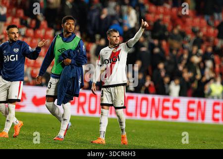 Alvaro Garcia, Jozhua Vertrouwd und Josep PEP Chavarria während des LaLiga EA SPORTSPIELS zwischen Rayo Vallecano und Real Betis Balompie (Mac Stockfoto