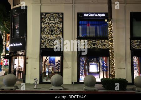 VAN CLEEF & ARPELS Luxusschmuck-Boutique bei Nacht am Rodeo Drive, Beverly Hills - Kalifornien Stockfoto