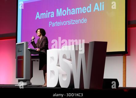 Bundesparteitag des BSW am 06.12.2025 in Magdeburg : Amira Mohamed ALI , Ko-Vorsitzende Parteikonvent der BSW am 06.12.2025 in Magdeburg : Amira Mohamed ALI , Ko-Vorsitzende *** Bundesparteikonvent der BSW am 06 12 2025 in Magdeburg Amira Mohamed ALI , Ko-Vorsitzende der BSW am 06 12 2025 in Magdeburg Amira Mohamed ALI , Ko-Vorsitzende Stockfoto