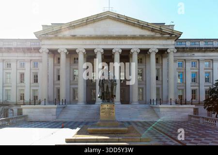 Außenansicht des Treasury Building in Washington, DC, USA, am 1. März 2020 Stockfoto