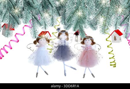 Wunderschönes Weihnachtsdekor und Tannenzweige auf weißem Hintergrund. Bannerdesign Stockfoto