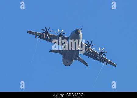 A400M airbus während des ia-Fluges. Hochwertiges Foto von einem airbus. Stockfoto