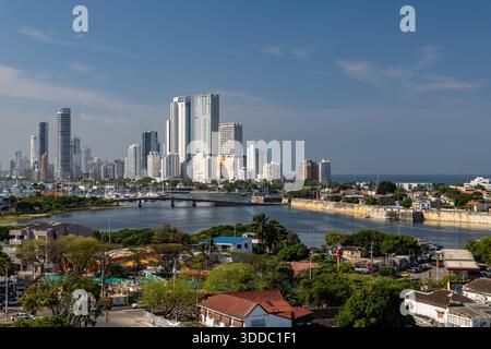 Cartagena Colombia & Bocagrande Towers ab Castillo de San Felipe Barajas Stockfoto