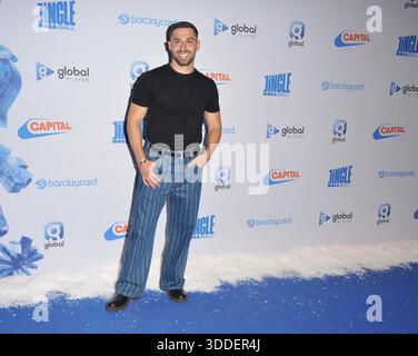 Kem Cetinay beim Jingle Bell Ball der Hauptstadt mit Barclaycard, Tag 1, O2 Arena Greenwich, Peninsula Square, Samstag, den 06. Dezember 2025 in Londo Stockfoto