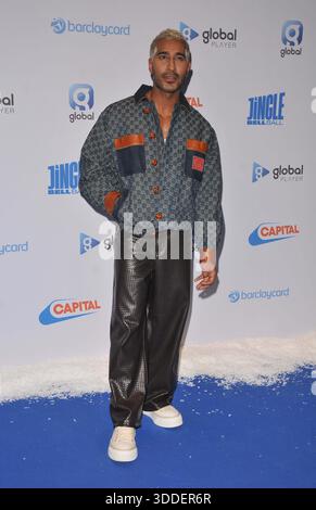 Lee Juggurnauth beim Capital's Jingle Bell Ball mit Barclaycard, Tag 1, O2 Arena Greenwich, Peninsula Square, am Samstag, 06. Dezember 2025 in L Stockfoto