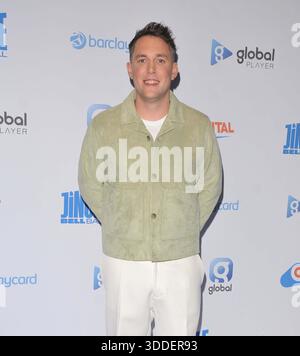 Chris stark beim Jingle Bell Ball der Hauptstadt mit Barclaycard, Tag 1, O2 Arena Greenwich, Peninsula Square, am Samstag, 06. Dezember 2025 in Londo Stockfoto