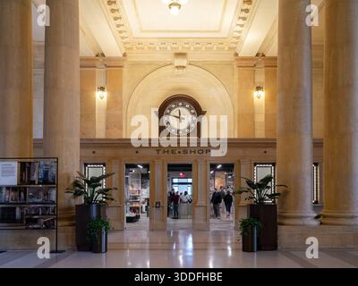 Innenraum des renovierten Michigan Central Station, Detroit MI Stockfoto