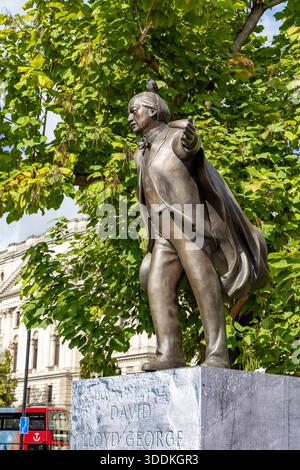 David Lloyd George Statue auf dem Parliament Square, London, England, ehemaliger britischer Premierminister und liberaler Politiker, Großbritannien Stockfoto