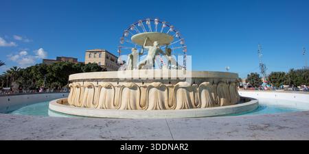 Der Tritonbrunnen in Valletta Malta Stockfoto