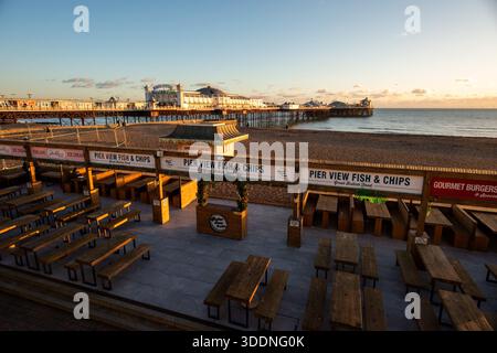 Brighton, 2. Januar 2026: Brighton's Grade II Listed Palace Pier wurde heute Morgen von den derzeitigen Eigentümern, der Brighton Pier Group, zum Verkauf angeboten Stockfoto