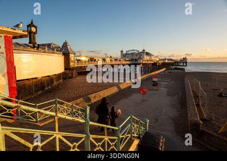 Brighton, 2. Januar 2026: Brighton's Grade II Listed Palace Pier wurde heute Morgen von den derzeitigen Eigentümern, der Brighton Pier Group, zum Verkauf angeboten Stockfoto