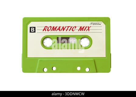 Kompakte Vintage-Audiokassette mit einer Zusammenstellung romantischer Musik, isoliert von Liebesliedern Stockfoto
