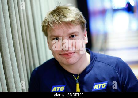GÖTEBORG, SCHWEDEN 20260103Nationalspieler Axel Månsson bei der Pressekonferenz im Scandic Europa in Göteborg mit der schwedischen Handballnationalmannschaft vor der Europameisterschaft 2026. Foto: Adam Ihse/TT/Code 9200 dieser Text ist automatisch übersetzt Credit: TT News Agency/Alamy Live News Stockfoto