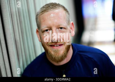 GÖTEBORG, SCHWEDEN 20260103Nationalspieler Jim Gottfridsson während der Pressekonferenz am Samstag im Scandic Europa in Göteborg mit der schwedischen Handballnationalmannschaft vor der Europameisterschaft 2026. Foto: Adam Ihse/TT/Code 9200 dieser Text ist automatisch übersetzt Credit: TT News Agency/Alamy Live News Stockfoto