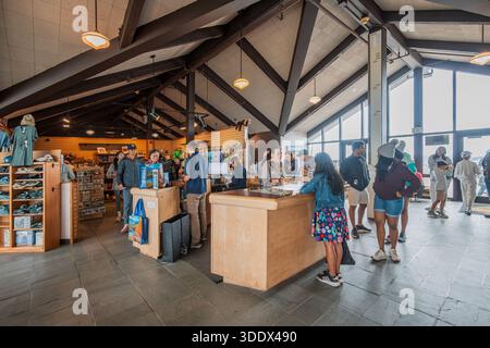 Colorado, 4. Juli 2025 - Innenansicht des Alpine Visitor Center des Rocky Mountain National Park Stockfoto