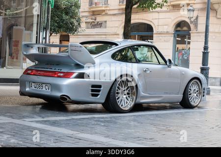 San Sebastian, Spanien-20. September 2025: Porsche 911 (993) Carrera RS von Gemballa Stockfoto