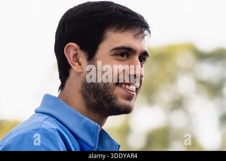 HONGKONG, China - 04. JANUAR: Nuno Borges of Portugal während der Autogrammstunde der Bank of China Hong Kong Tennis Open 2026 (ATP 250) auf dem Victoria Park Tennis Centre Court am 4. Januar 2026 in Hongkong, China (Foto: Jack ng/Alamy Live News) Stockfoto