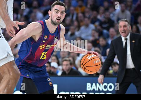Madrid, Spanien. Januar 2026. Tomas Satoransky vom FC Barcelona während des Liga Endesa ACB Spiels zwischen Real Madrid und FC Barcelona in der Movistar Arena in Madrid am 4. Januar 2026, Spanien (Foto: Oscar Gonzalez/SIPA USA) Credit: SIPA USA/Alamy Live News Stockfoto