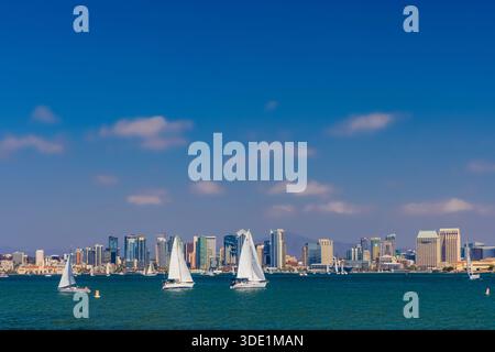 Downtown San Diego vom Shelter Island Shoreline Park, San Diego, Kalifornien, USA Stockfoto