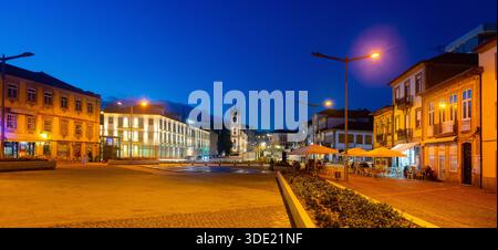 Abendfoto von Av Carvalho Araujo, Vila Real, Portugal Stockfoto