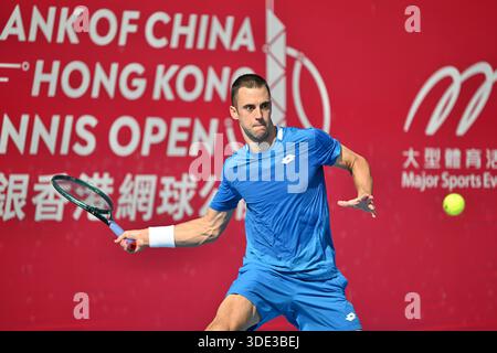 Hongkong, Hongkong. Januar 2026. Laslo Djere, ein serbischer Tennisspieler, während eines Spiels bei den Hong Kong Tennis Open (WTA 250) am 5. Januar 2026 in Hongkong. (Foto: Kobe Li/Nexpher Images/SIPA USA) Credit: SIPA USA/Alamy Live News Stockfoto