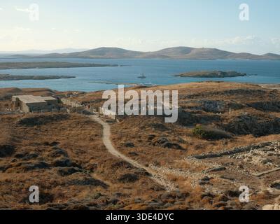 Blick von oben auf die Insel Delos, Griechenland Stockfoto