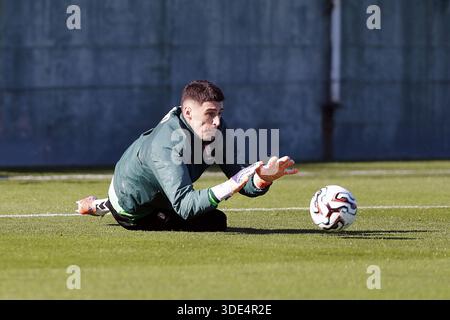 Lagos, Portugal. Januar 2026. Nicht identifizierter Torhüter, abgebildet bei einer Trainingseinheit im Wintertrainingslager der belgischen Fußballmannschaft Standard de Lüttich in Lagos, Portugal, Montag, den 5. Januar 2026. BELGA FOTO RICARDO NASCIMENTO Credit: Belga Nachrichtenagentur/Alamy Live News Stockfoto
