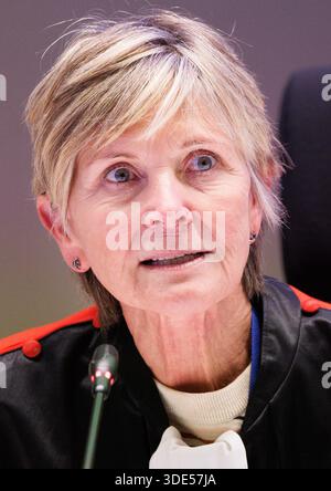 Brüssel, Belgien Januar 2026. Die Vorsitzende des Gerichts Isabelle de Saedeleer, die während der Zusammensetzung der Jury für den Assize-Prozess gegen Franc Gergely, alias Franc Copja, und acht weitere Angeklagte vor dem Assize-Gericht der Provinz Brüssel-Hauptstadt am Montag, den 5. Januar 2026, in Brüssel dargestellt wurde. Die Angeklagten werden wegen Mordes an Ardit Spahiu angeklagt, der am 27. November 2020 in Molenbeek erschossen wurde. Der Hauptbeschuldigte und der Viktor, beide albanische Staatsbürger, gehörten zwei rivalisierenden Clans an, die am Kokainhandel beteiligt waren. Quelle: Belga News Agency/Alamy Live News Stockfoto